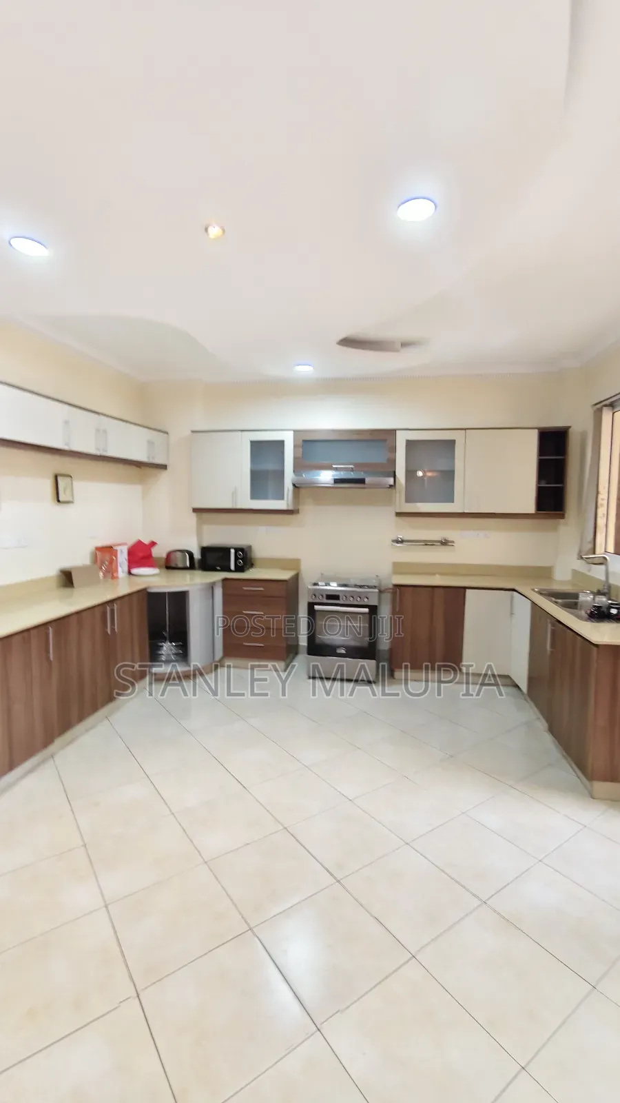 Furnished 3bdrm Apartment in Brookside Area, Westlands for rent