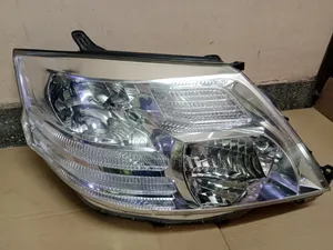 Toyota Alphard Xenon Headlight