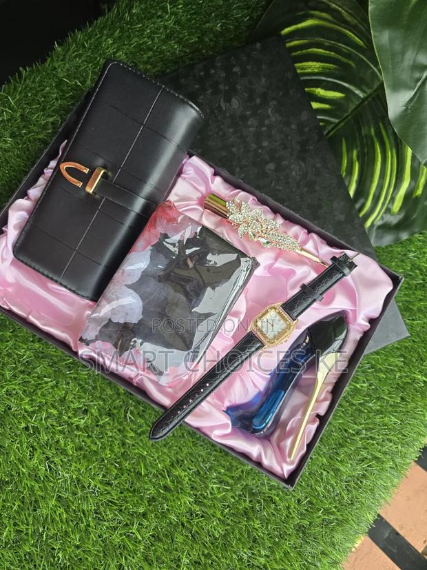 Ladies Perfume Gift Set