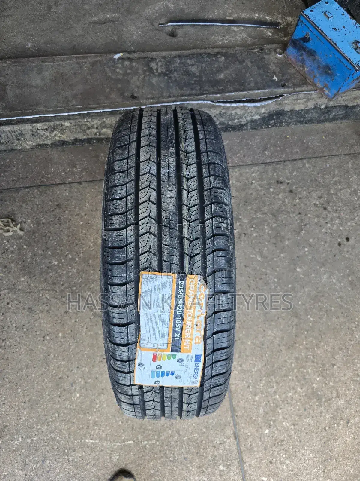 235/55r20 Centra Tyre
