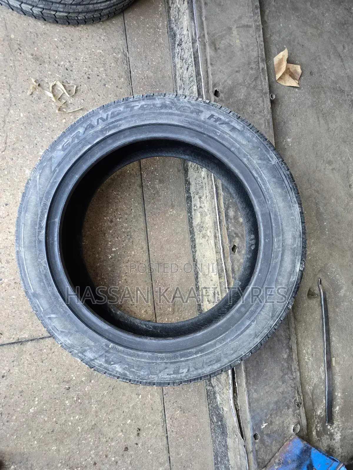 235/55r20 Centra Tyre