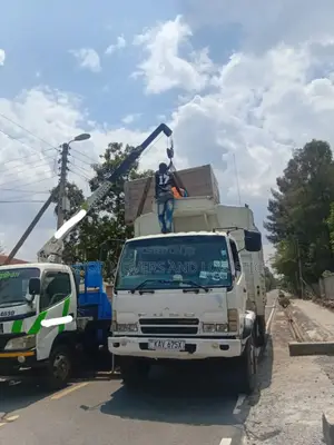 Flatbed Trailer With Crane Are Ready for Inter Country Logistics
