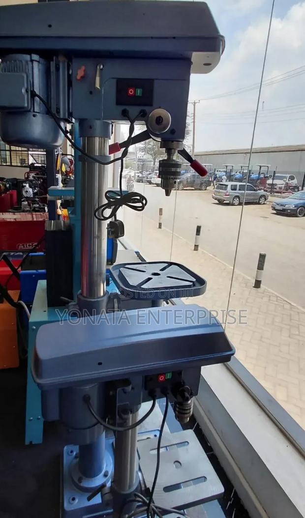 900w Drill Press - main view