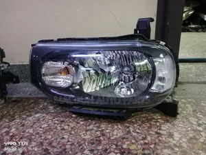 Nissan Cube Xenon Headlight