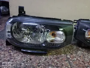 Nissan Cube Xenon Headlight