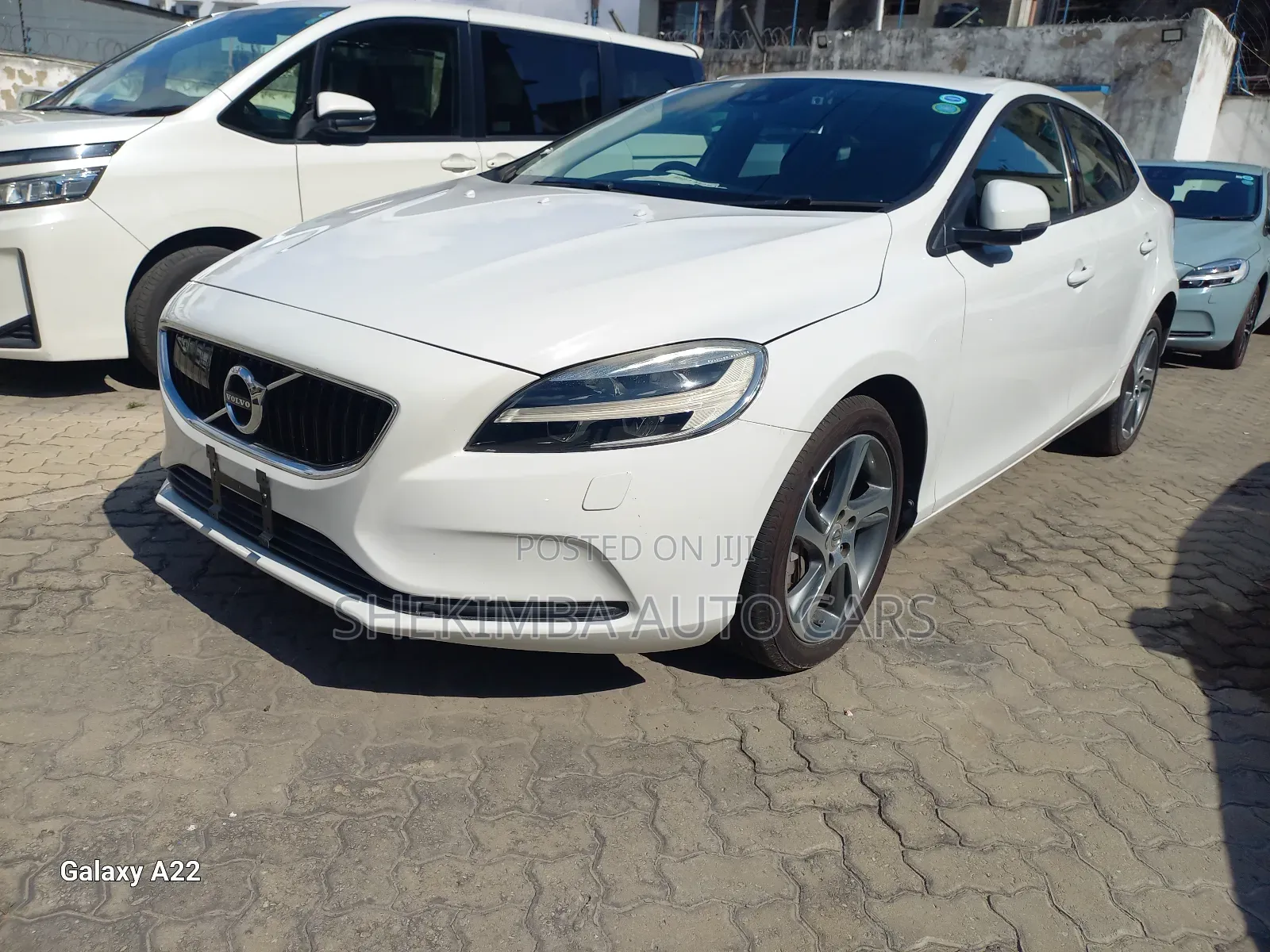 Volvo V40 2019 White
