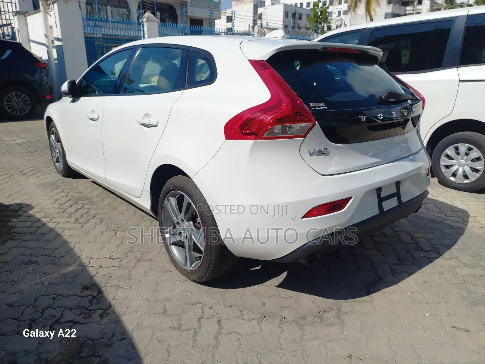Volvo V40 2019 White