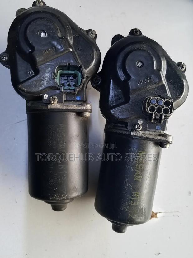 Nissan X-Trail Nt31 Front Wiper Motor