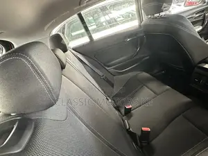 BMW 118d 2018 Red