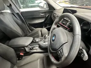 BMW 118d 2018 Red