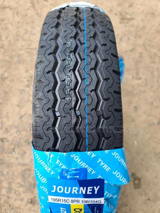 195r15 C Journey Tires 8pr - thumbnail 2