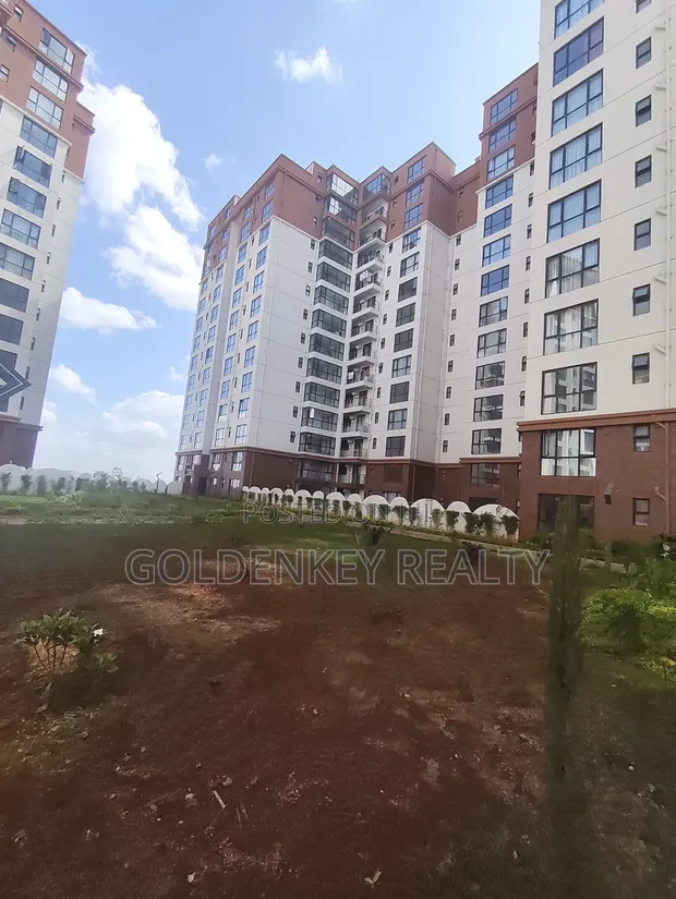 2bdrm Apartment in Gateway Mall Area for sale