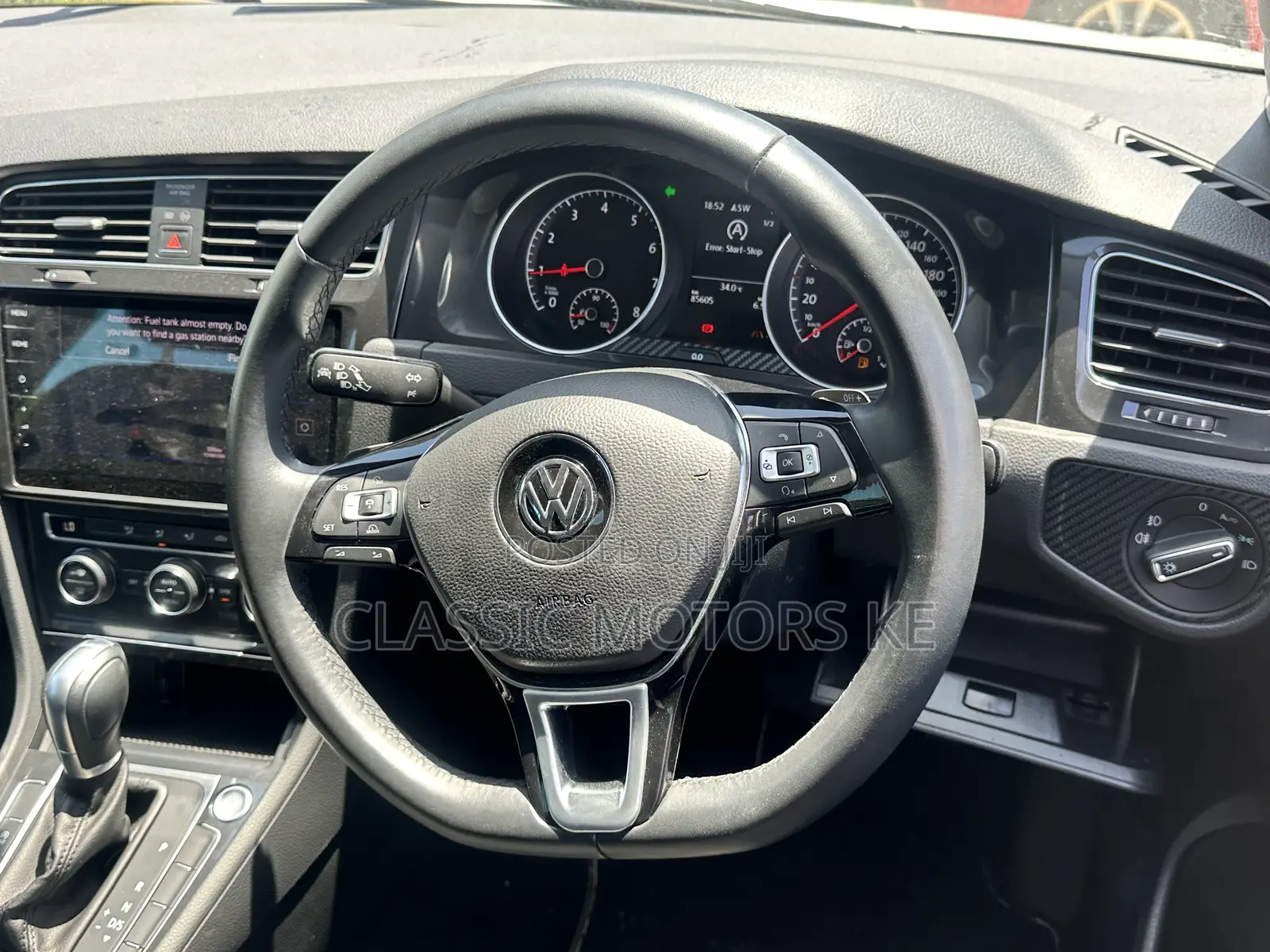 Volkswagen Golf 1.4T S FWD 2019 White