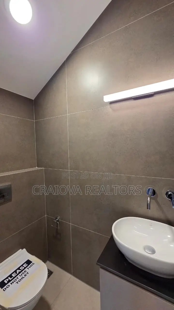 4bdrm Townhouse/Terrace in Langata for sale