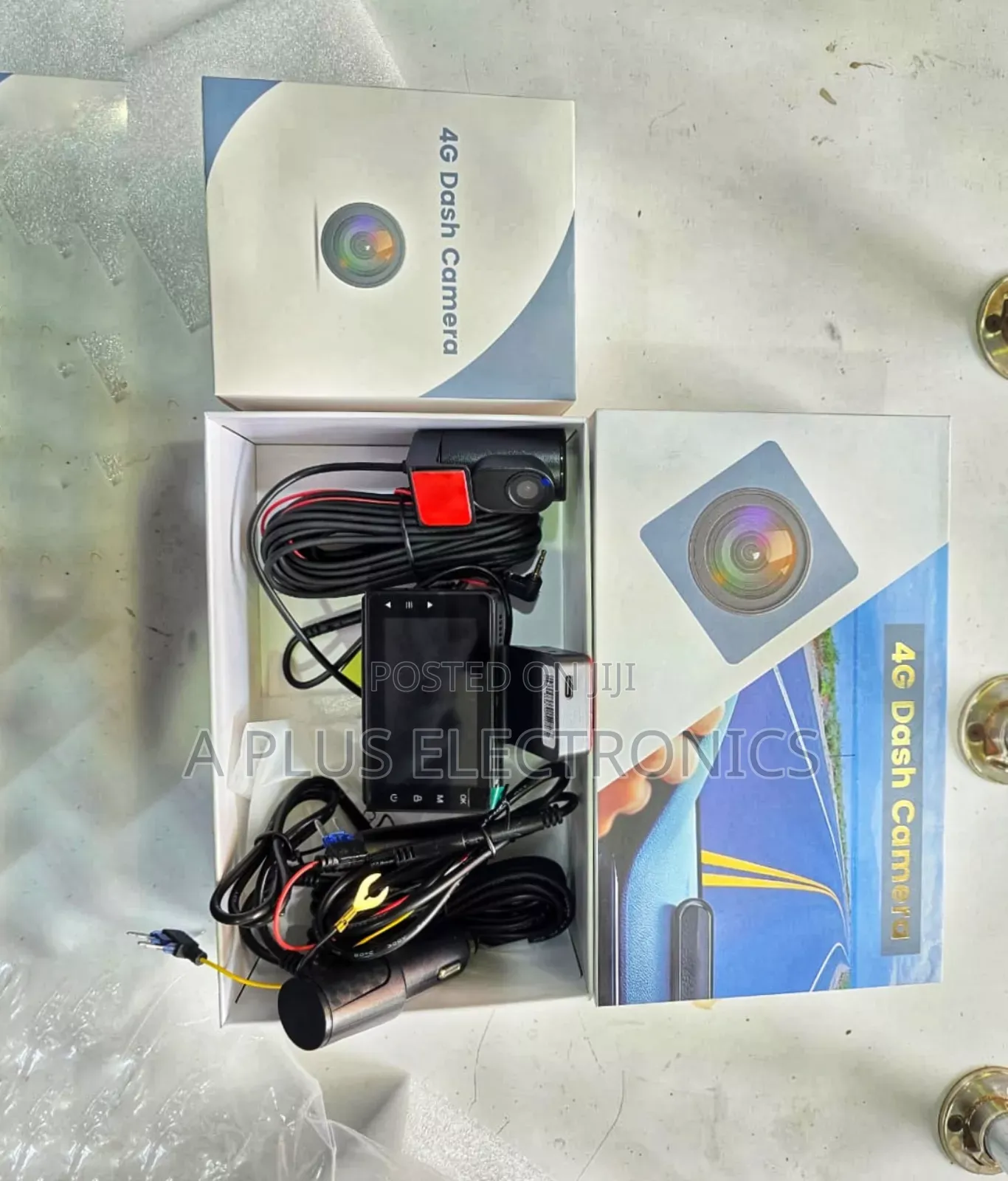 P83 4g (Uses Simcard) Dash Camera(With 2 Cameras)