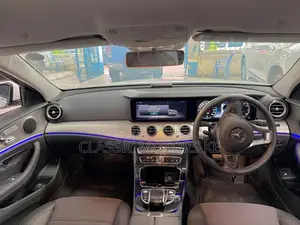 Mercedes-Benz E200 2018 White