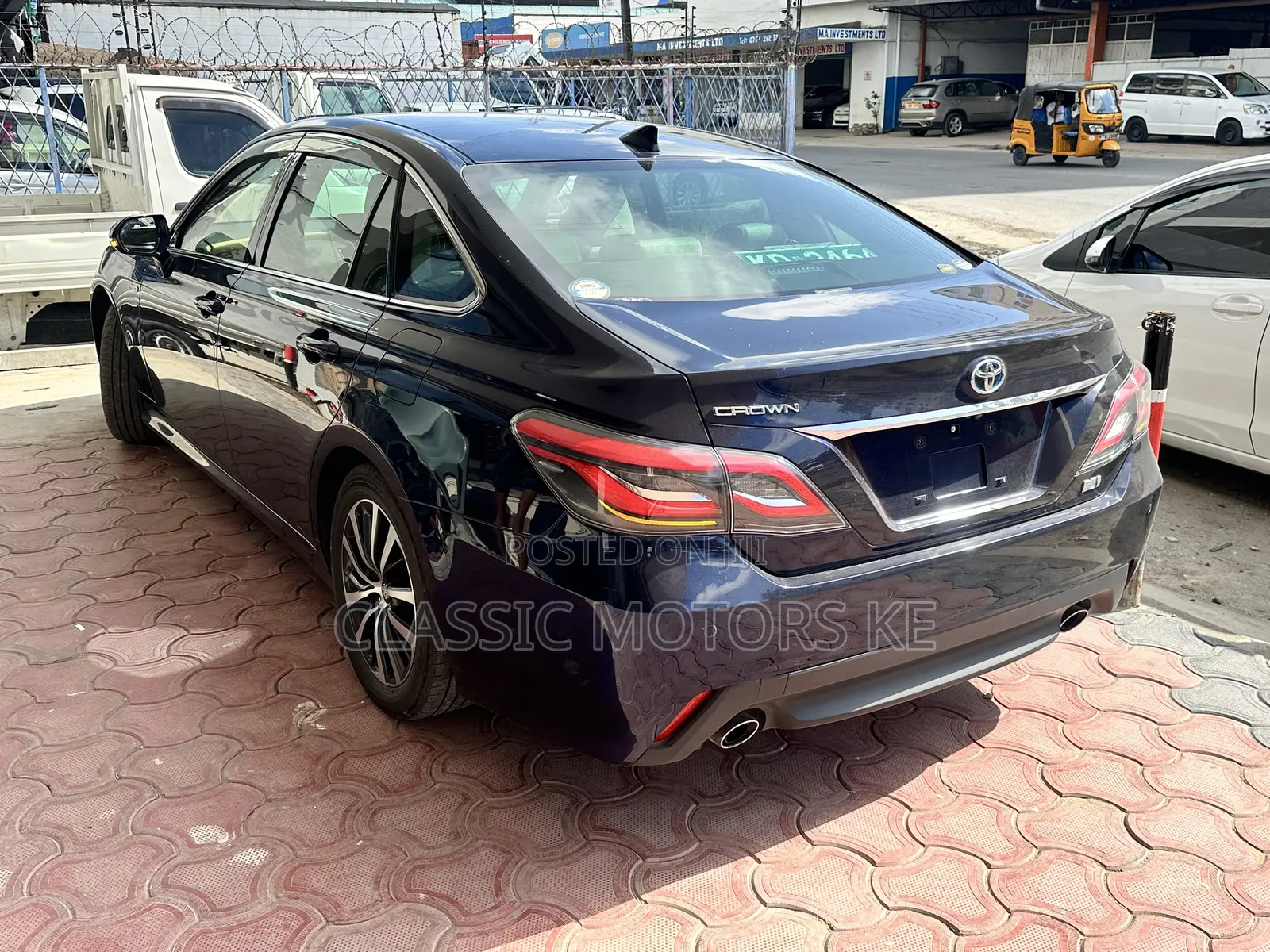 Toyota Crown 2019 Blue