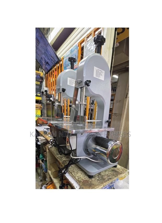 Automatic Bone Saw Cutter – High-speed Performance For Meat Processing - main view