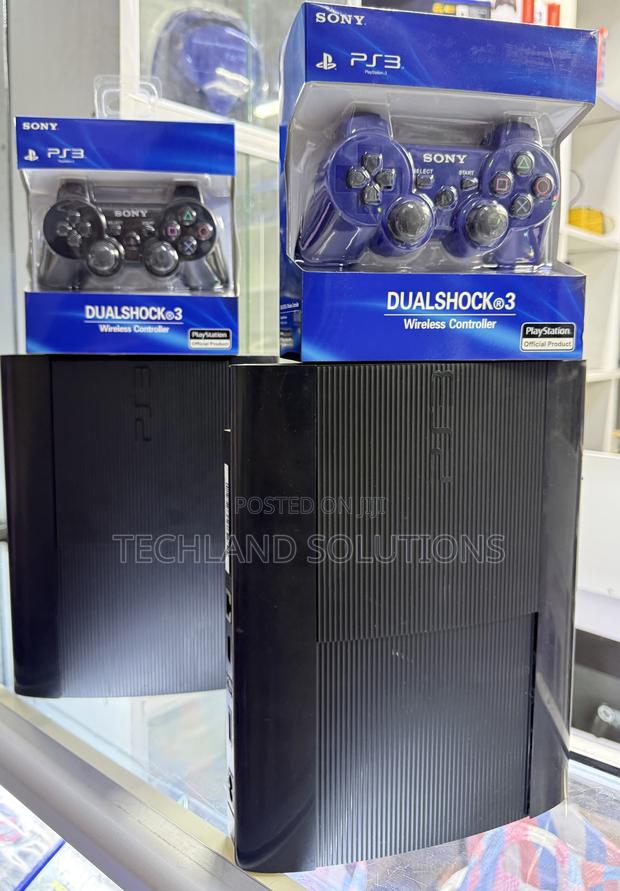 Carefully Used Sony Playstation 3 Superslim - thumbnail 3