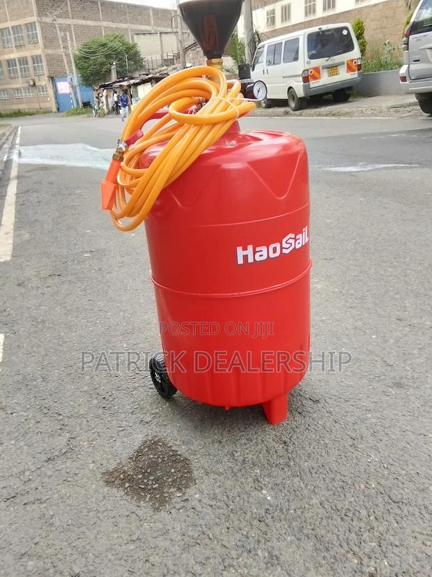 Pneumatic Plastic Foaming Machine - main view