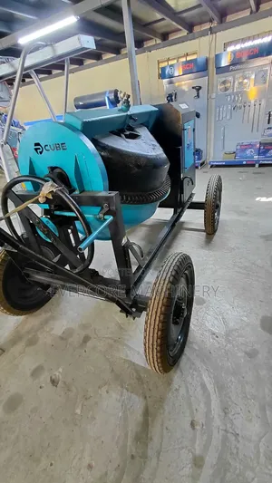 Concrete Mixer 500l Heavy Commercial 8hp Engine.