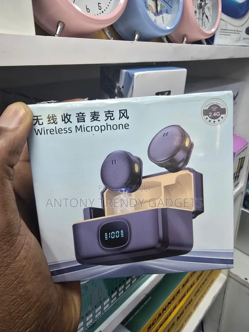 Magnetic Dual Wireless Lavalier Microphone With Charging Case