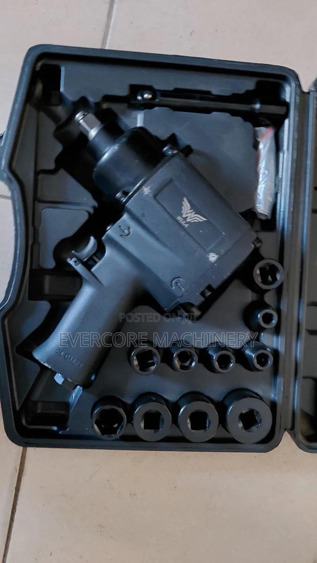 Commercial Half Inch 1⁄2" Impact Wrench Pneumatic. - thumbnail 3