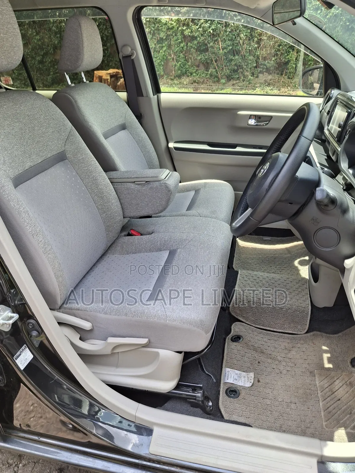 Toyota Passo 1.0 FWD 2018 Black