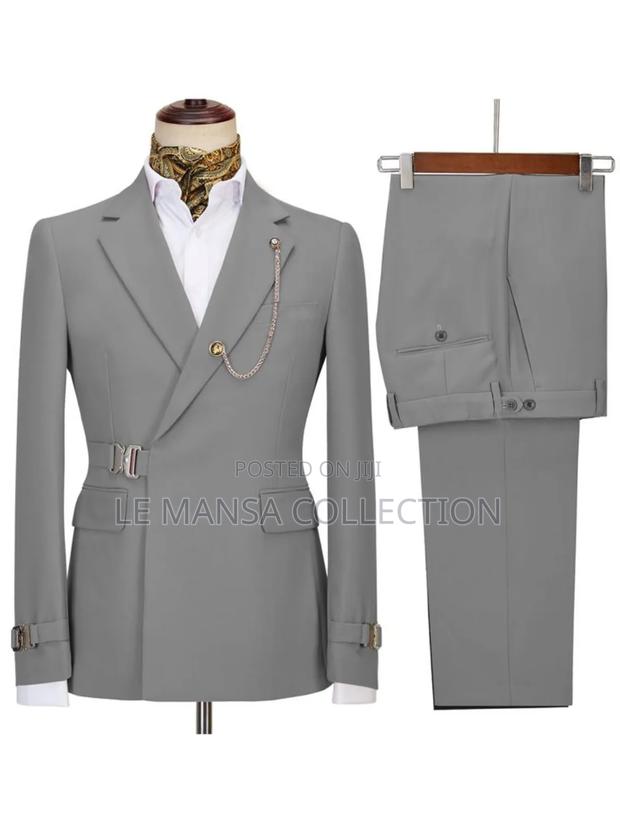 Modern Official Suit - thumbnail 2