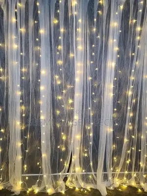 3m Warm White Christmas Led Curtain Light — Cozy Festive Glow!