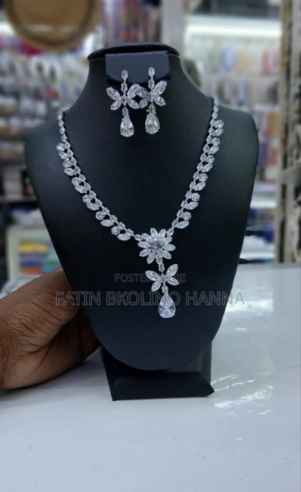 Exclusif Jewellery Set - thumbnail 3