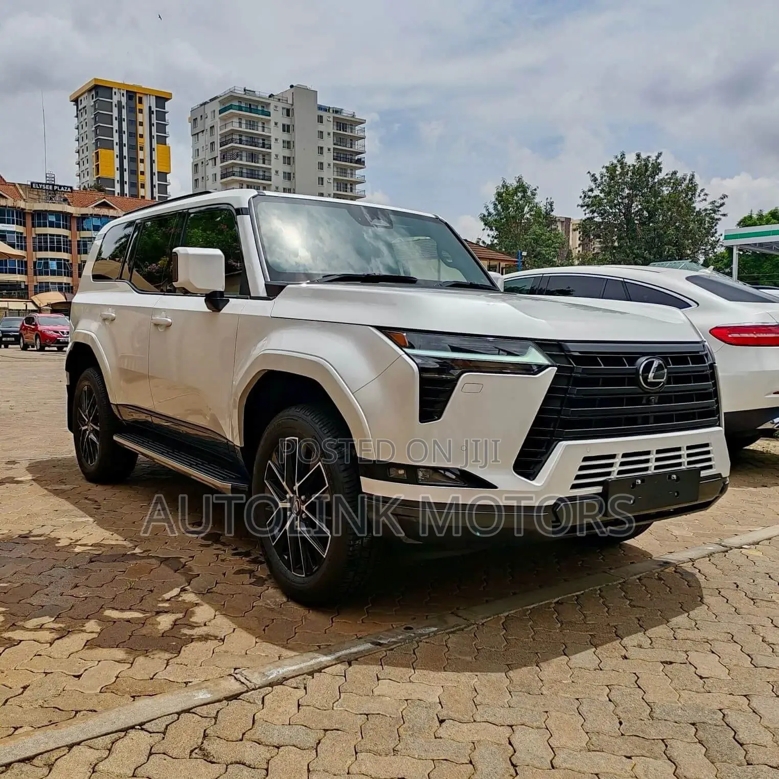 Lexus GX 550 Overtrail 2024 White