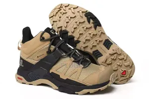 Salomon X Ultra 4 Mid GTX Hiking Trekking Boots