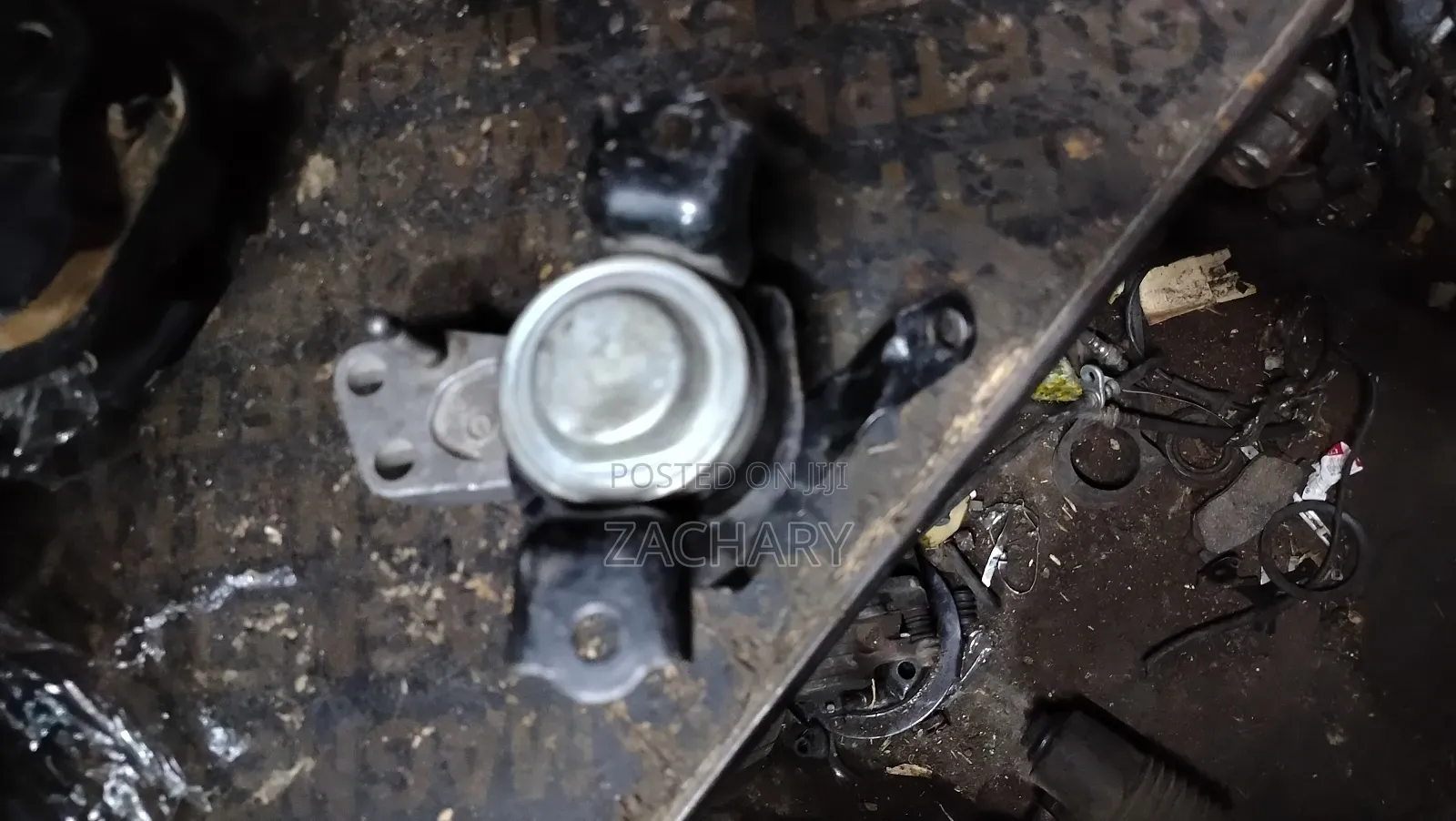 Engine Mounting 2zr for Fielder /Premio/Allion/Axio
