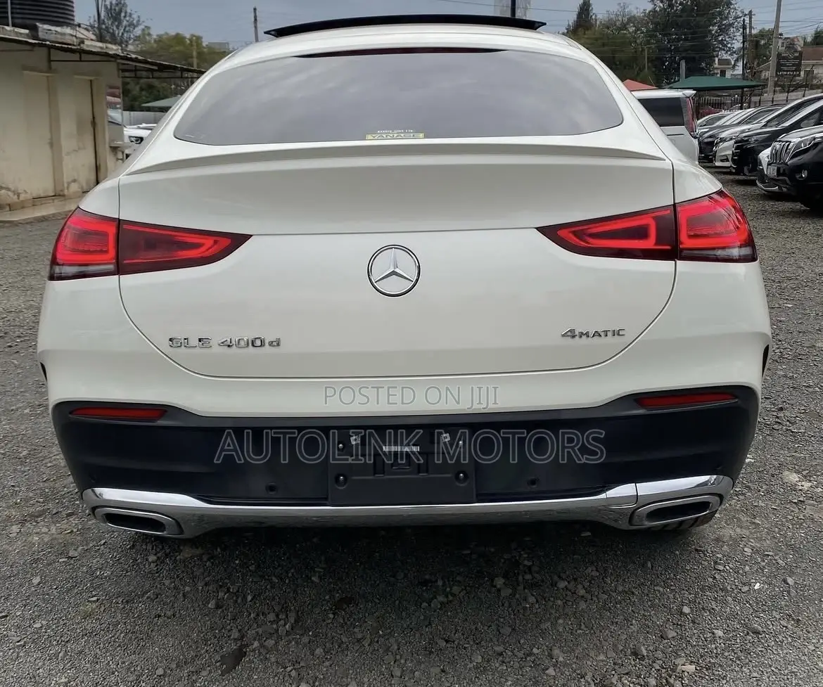 Mercedes-Benz GLE-Class GLE 400d 4MATIC 2020 White
