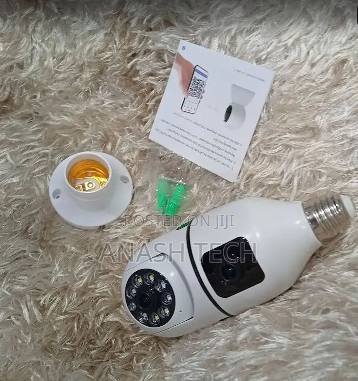 Dual-Lens Bulb Camera PTZ Camera V380 1080p Real-Time Communication.