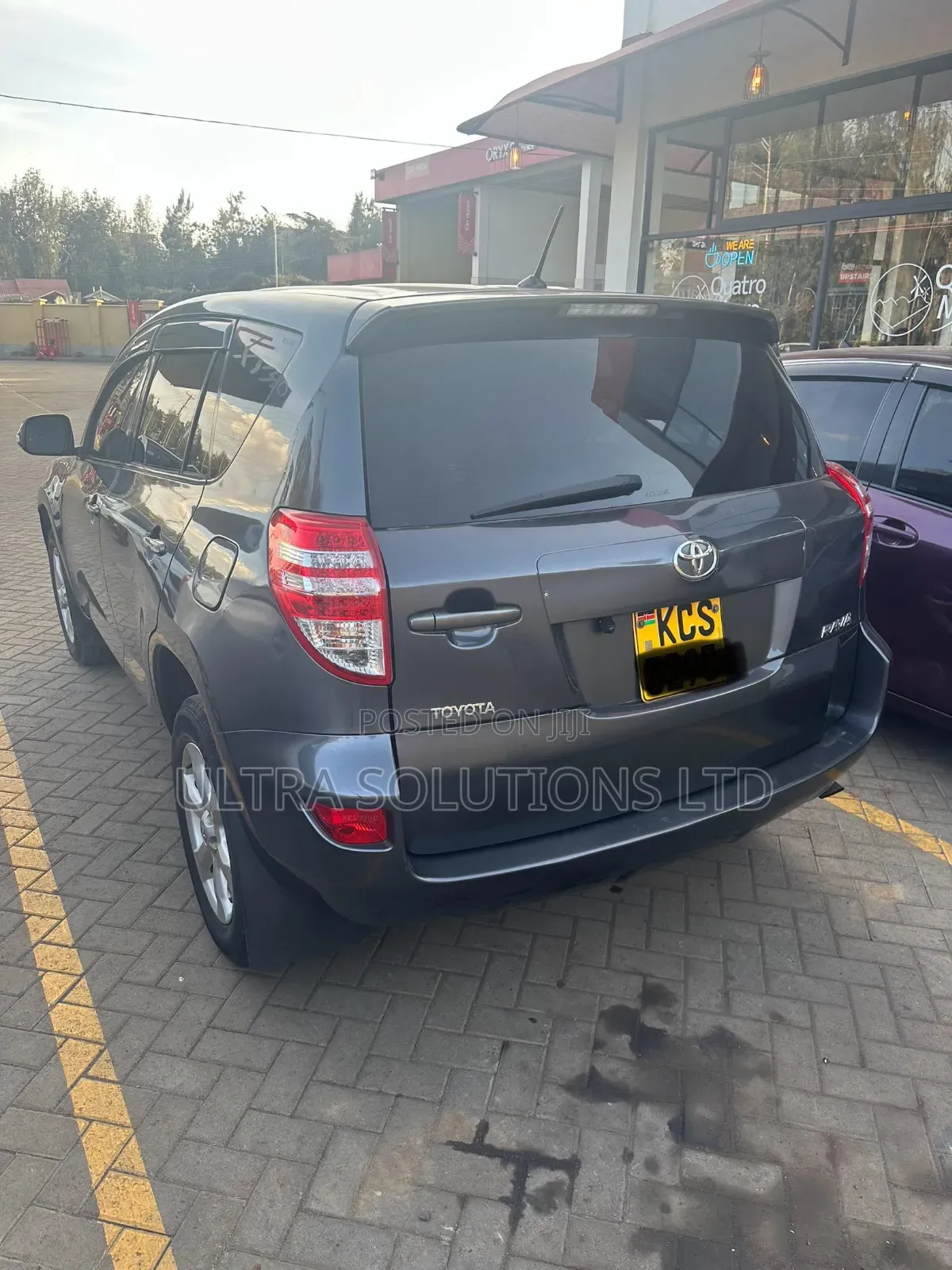 Toyota RAV4 2011 Gray