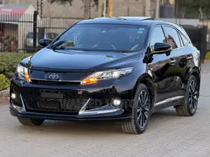 Toyota Harrier 2.0 2020 Black