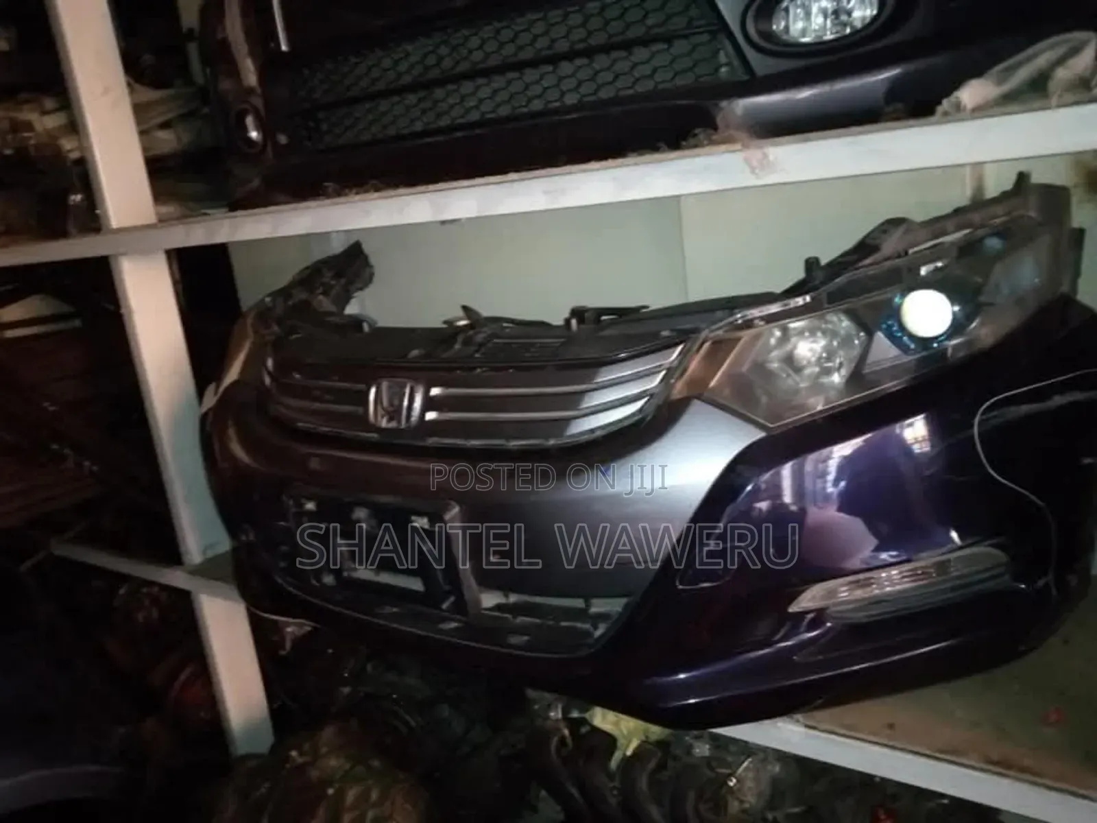 Honda Insight 2010nosecut Available