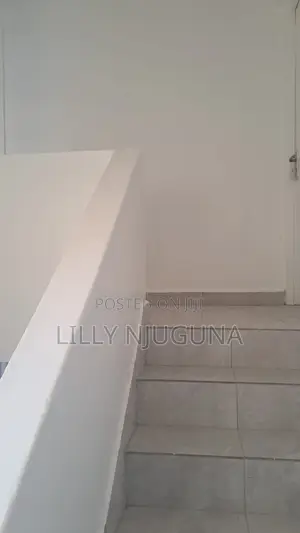 5bdrm Maisonette in Sector 2, Komarock for sale