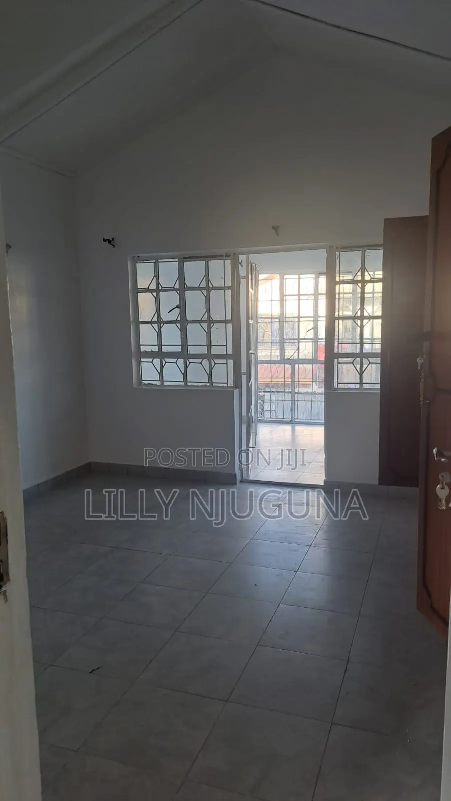 5bdrm Maisonette in Sector 2, Komarock for sale