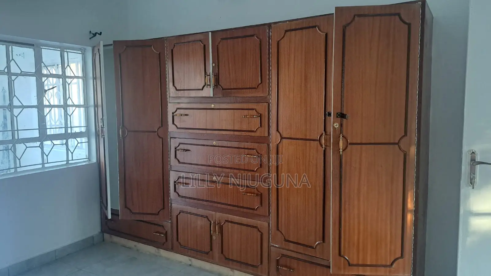 5bdrm Maisonette in Sector 2, Komarock for sale
