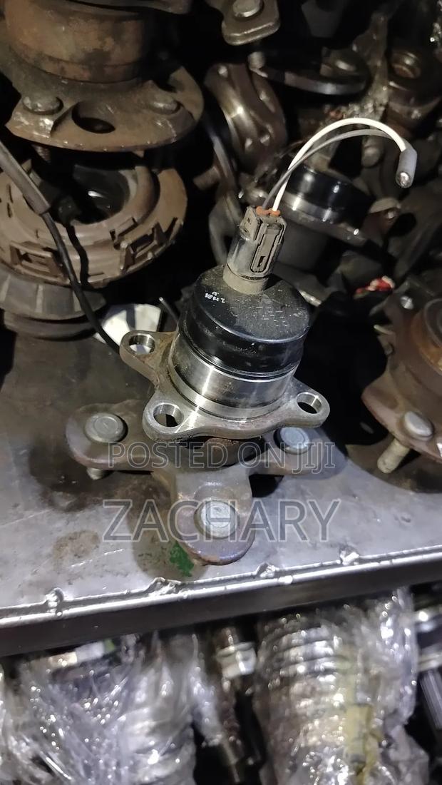 Rear Hub Toyota Passo Ex Japan