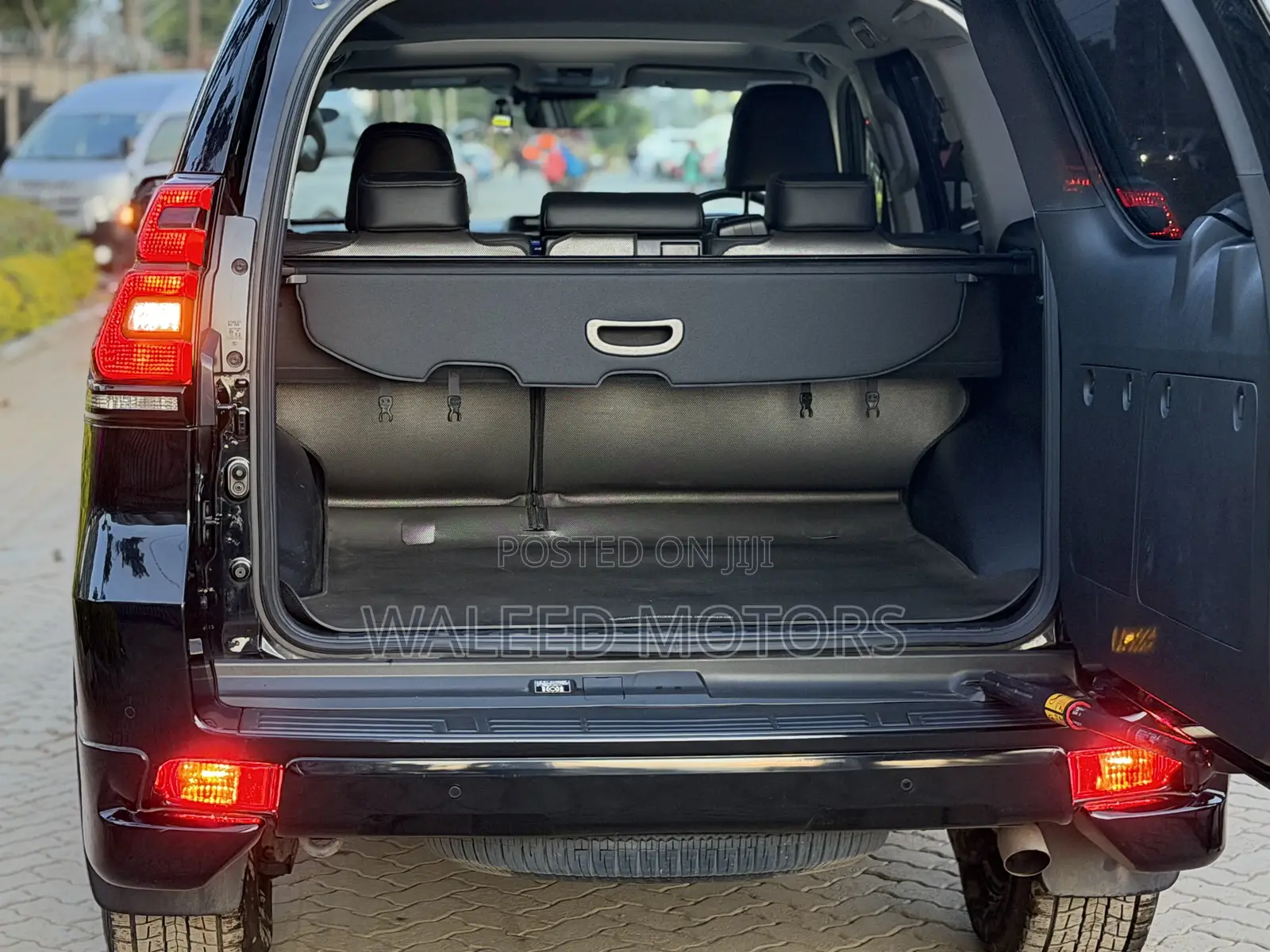 Toyota Land Cruiser Prado 2.8 2019 Black