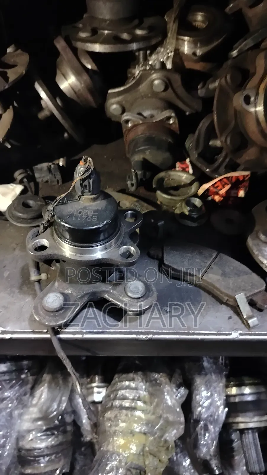 Rear Hub Daihatsu Mira Ex Japan