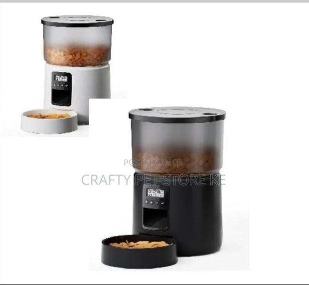 Automatic Pet Feeder - thumbnail 3