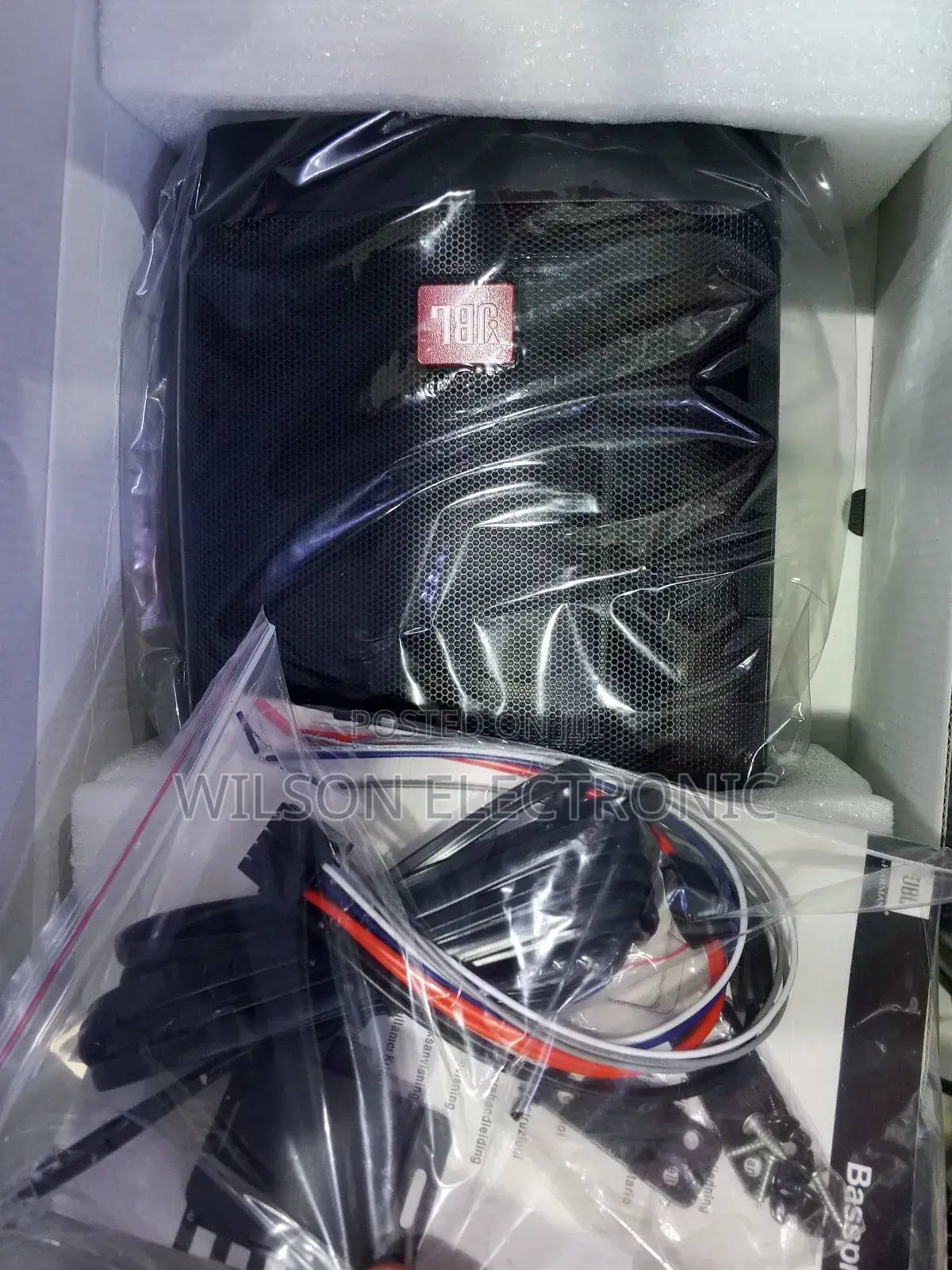JBL Under Seat Subwoofer. 200w