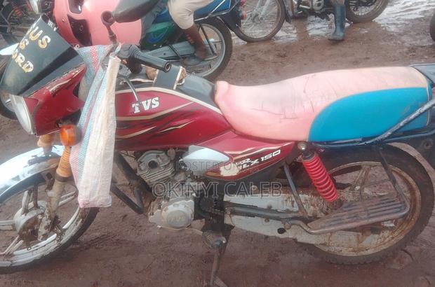 TVS HLX Plus ES 2020 Red - thumbnail 4