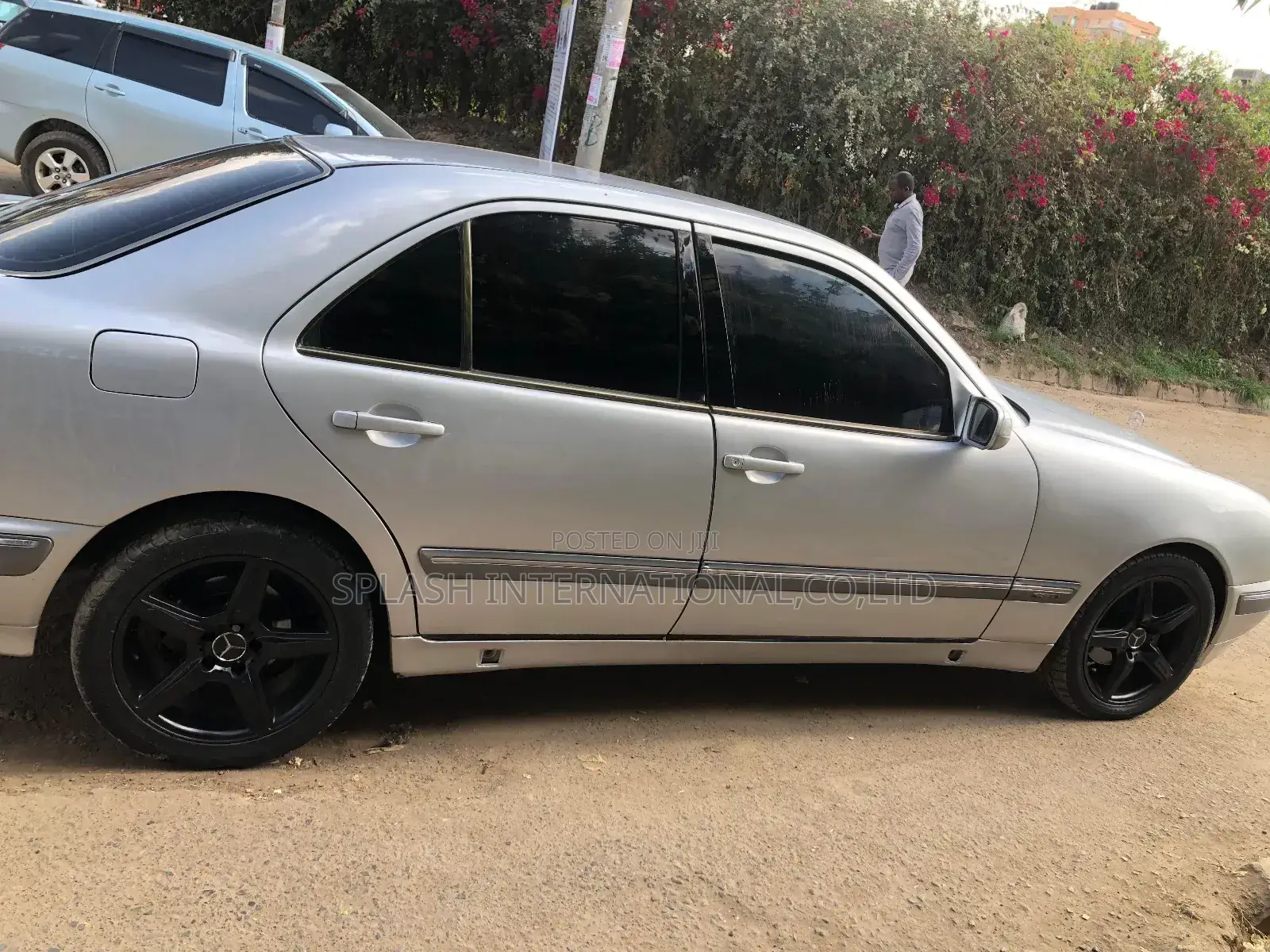 Mercedes-Benz E200 2001 Silver