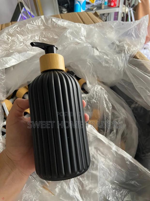 500ml Strip Soap Dispenser Withpump - main view